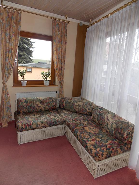 Gasthof Und Landhotel Zur Ausspanne Klipphausen Dış mekan fotoğraf
