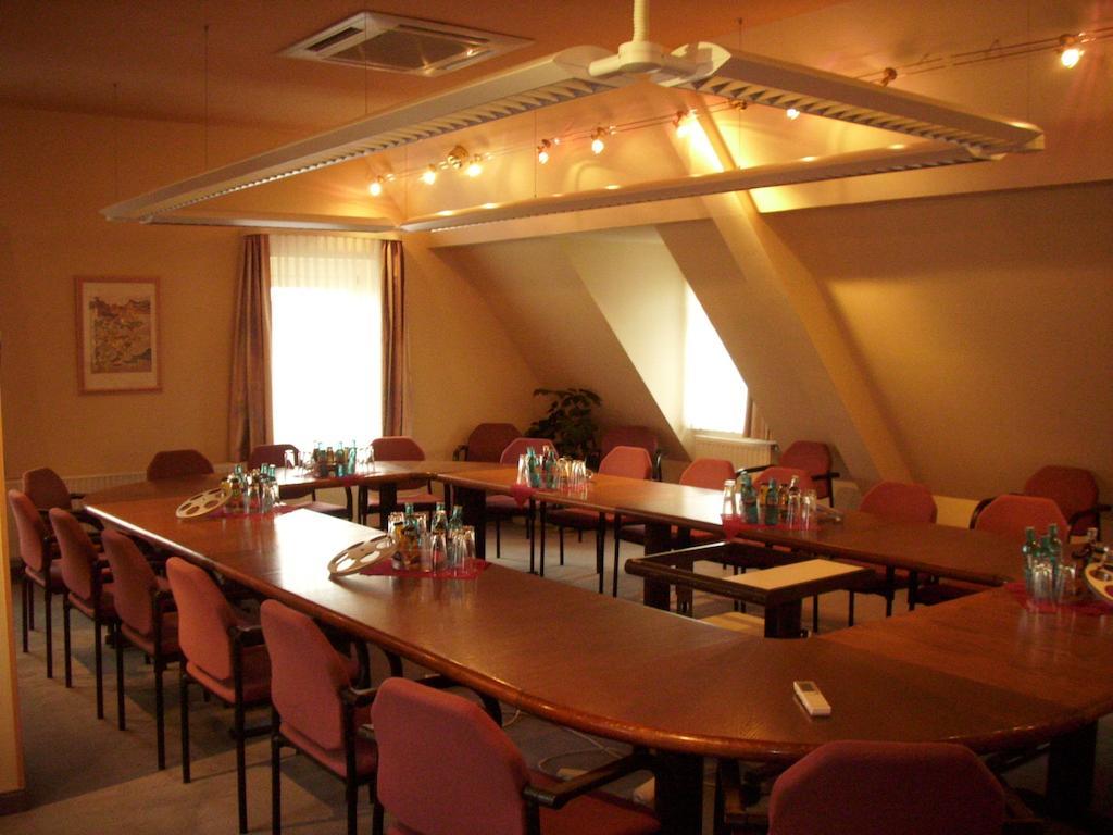 Gasthof Und Landhotel Zur Ausspanne Klipphausen Dış mekan fotoğraf
